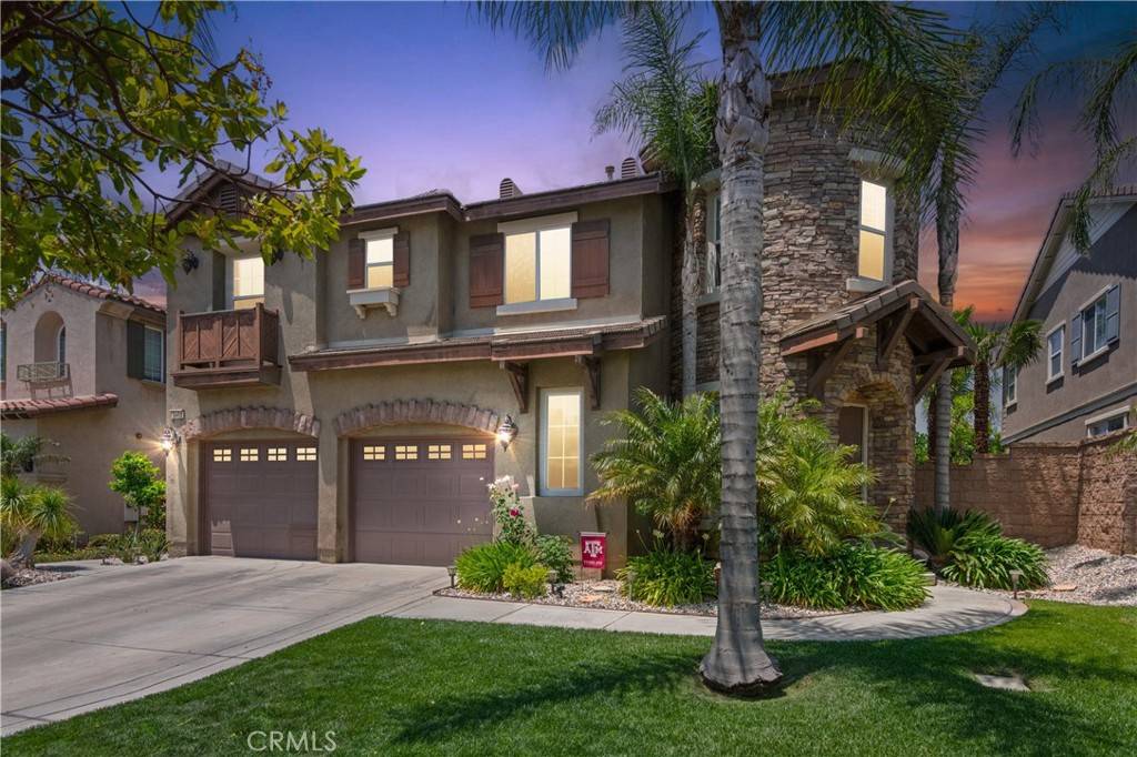 Fontana, CA 92336,5460 Turin WAY