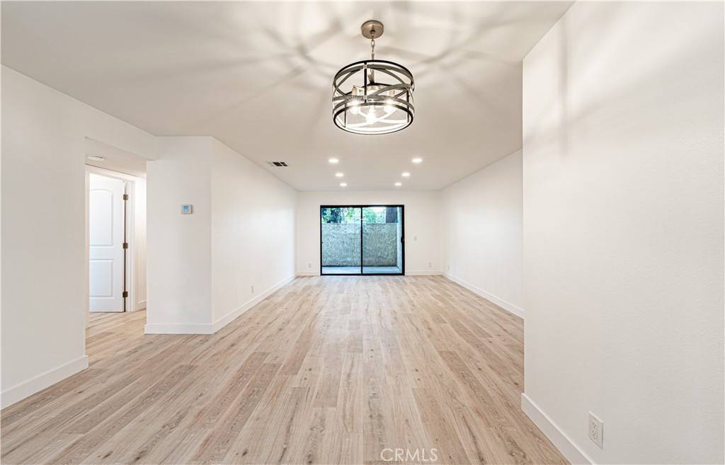 Santa Ana, CA 92701,611 W 1st ST #101