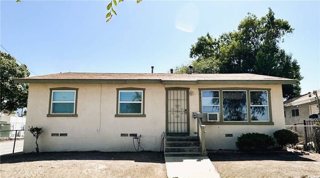 Corona, CA 92879,950 Cedar ST