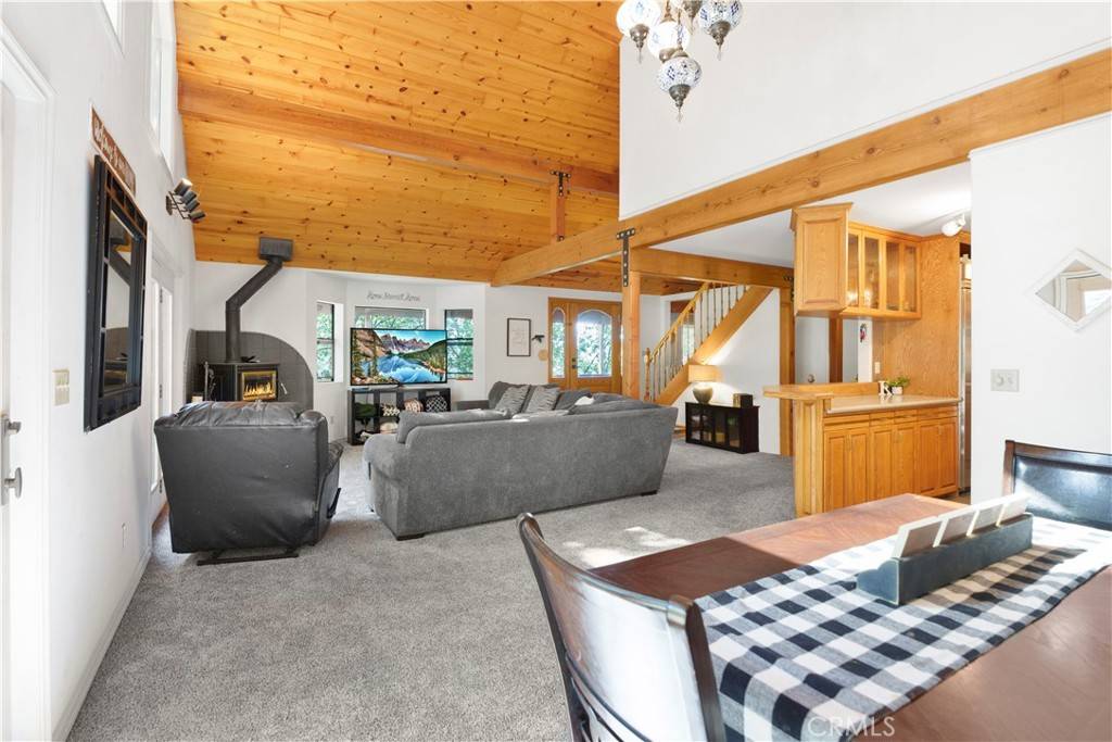 77 Park DR Running Springs, CA 92382