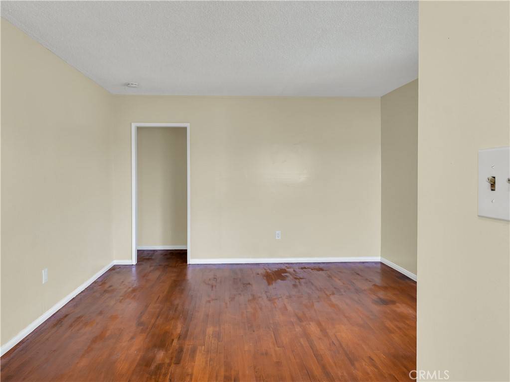 Gardena, CA 90248,413 E Darlan ST