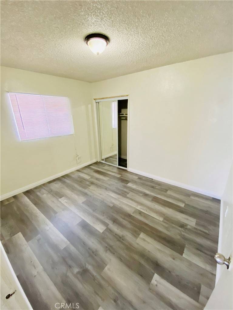 Los Angeles, CA 90061,151 W Imperial