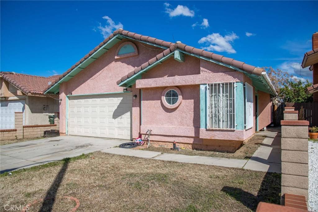 Perris, CA 92571,1915 Summertree DR