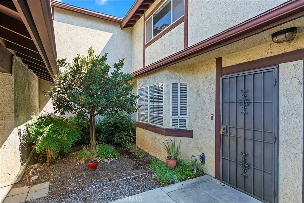 La Habra, CA 90631,535 E Erna AVE #9