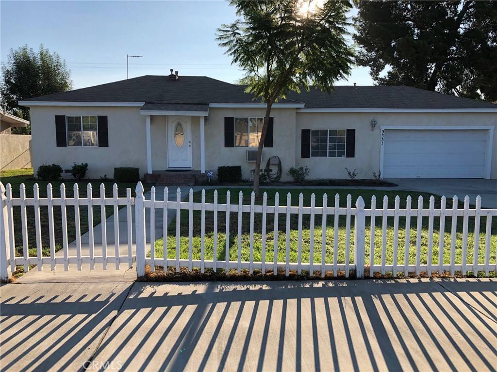 Fontana, CA 92335,9331 Laurel AVE