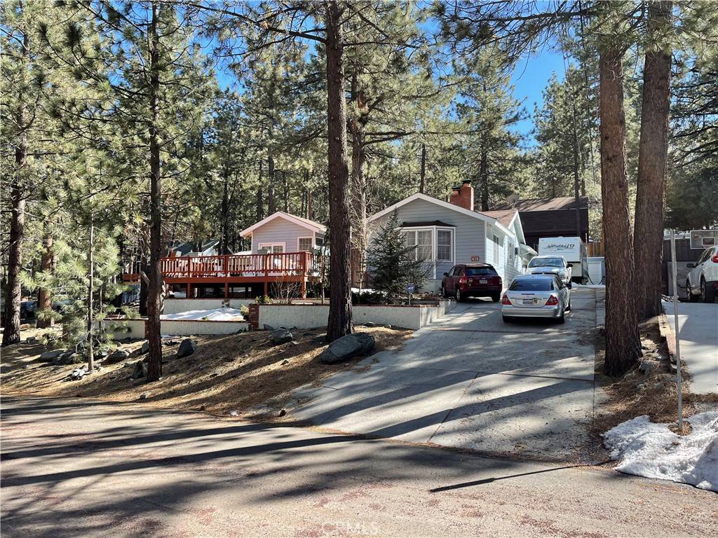 Wrightwood, CA 92397,439 Blue Jay DR