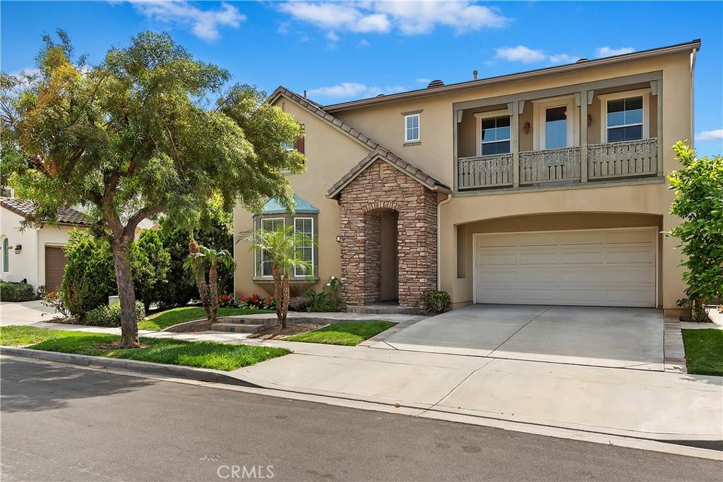 Irvine, CA 92602,8 Grapevine