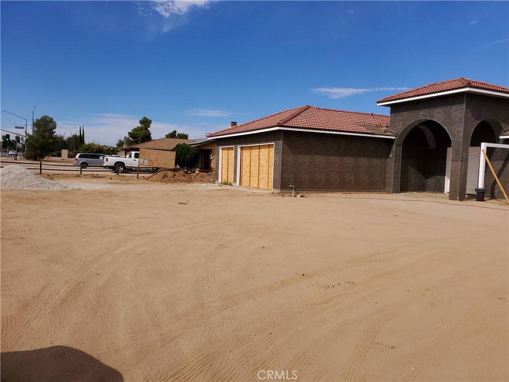 Victorville, CA 92392,14748 La Mesa RD