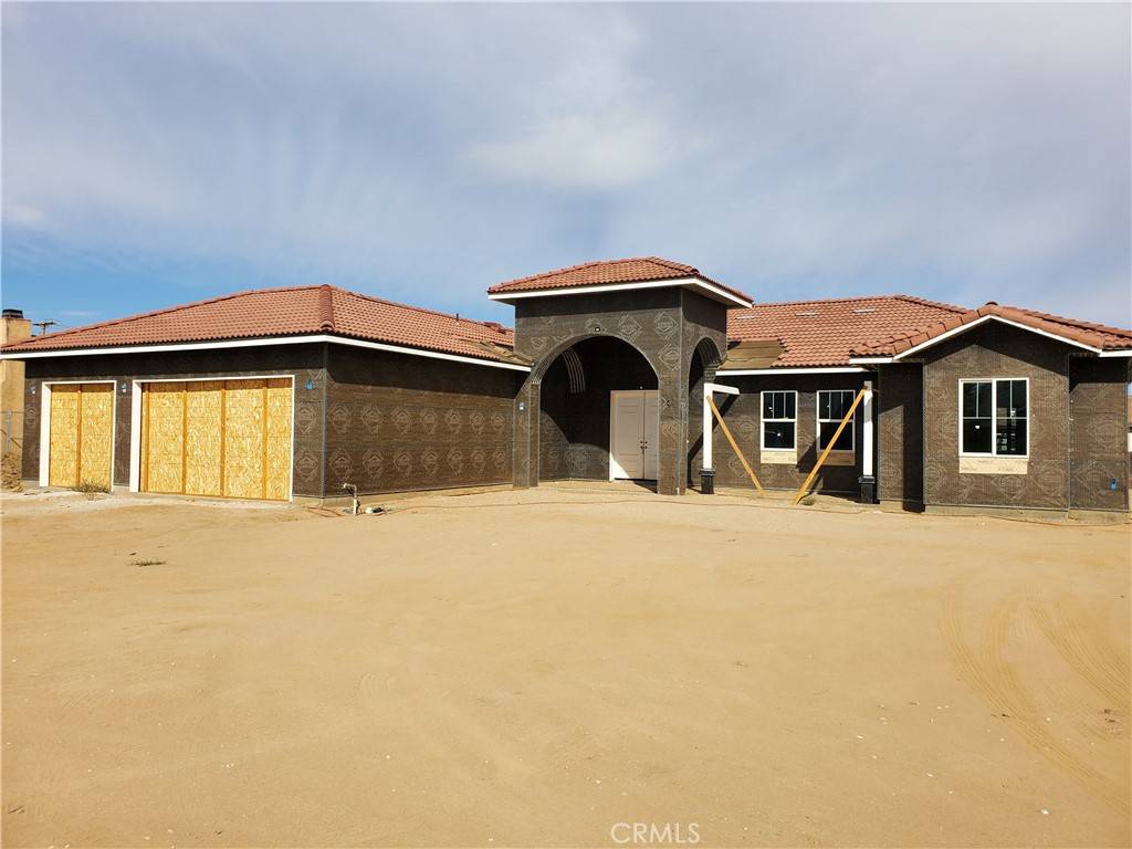 Victorville, CA 92392,14748 La Mesa RD