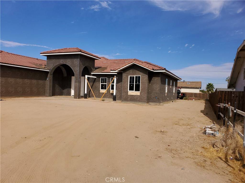 Victorville, CA 92392,14748 La Mesa RD