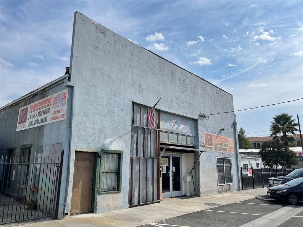 Riverside, CA 92501,2822 Main ST