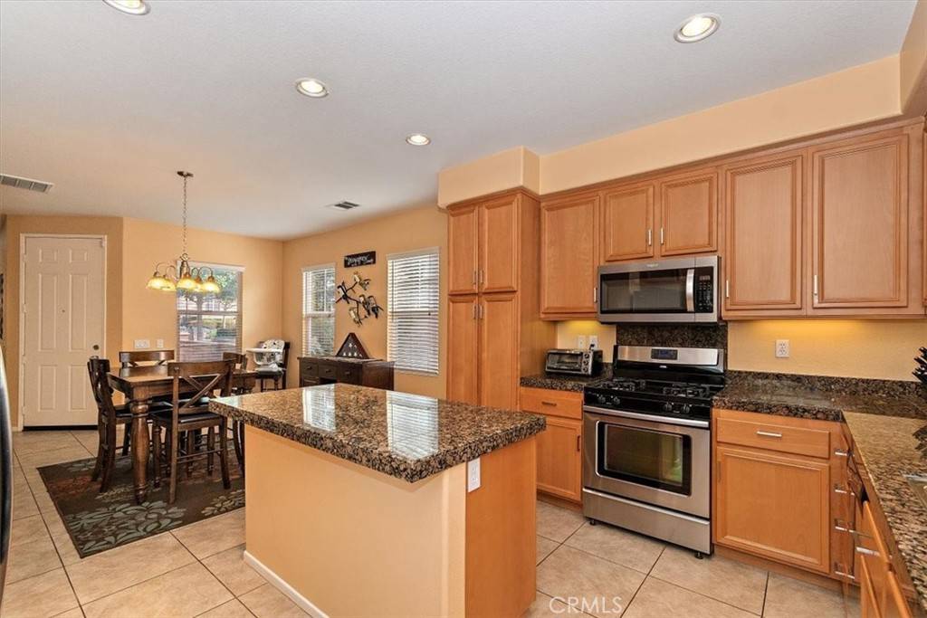 Grand Terrace, CA 92313,22373 Blue Lupine CIR