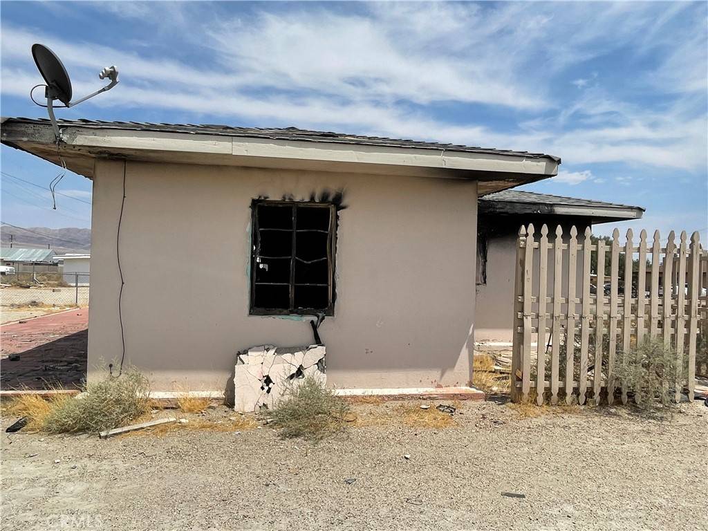 Trona, CA 93562,13748 Benton ST