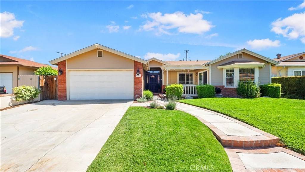 Corona, CA 92882,1749 Bern Dr