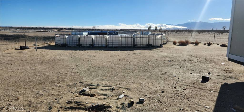 Adelanto, CA 92301,7049 Vintage RD