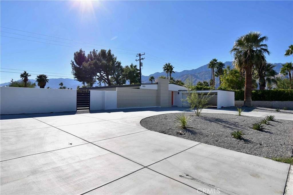 Palm Springs, CA 92262,3523 E Paseo Barbara