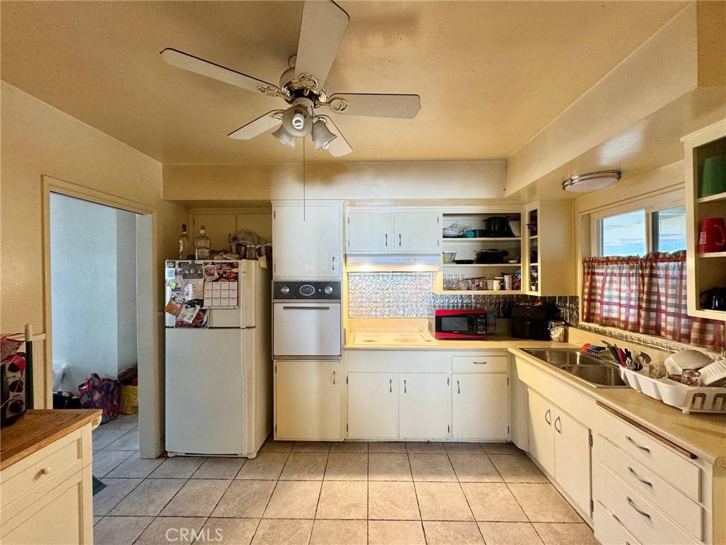 Highland, CA 92346,7448 Cole AVE