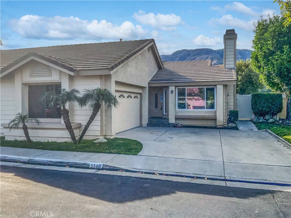 Corona, CA 92882,3508 Grey Bull LN