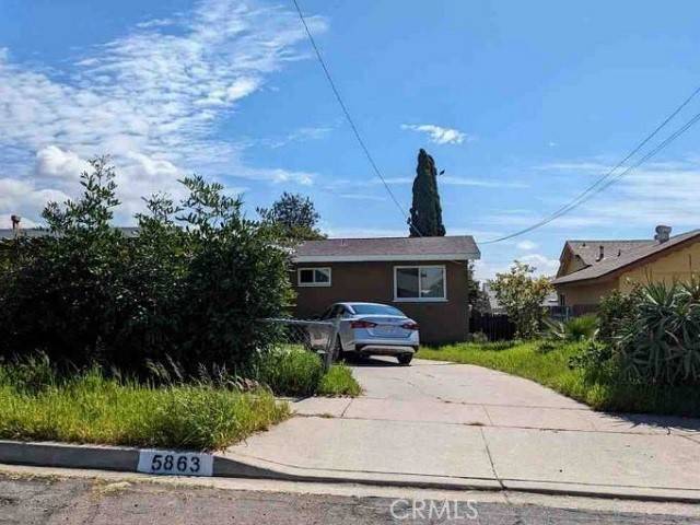 San Diego, CA 92114,5863 Roswell ST