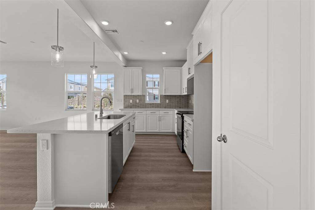 Ontario, CA 91761,2634 E Towhee ST