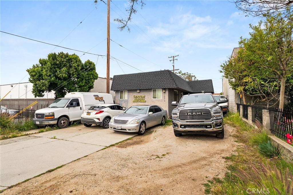 Monrovia, CA 91016,1609 S California AVE