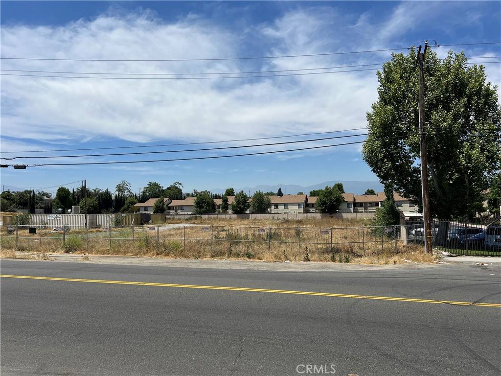 Colton, CA 92324,0 Fairway Dr.