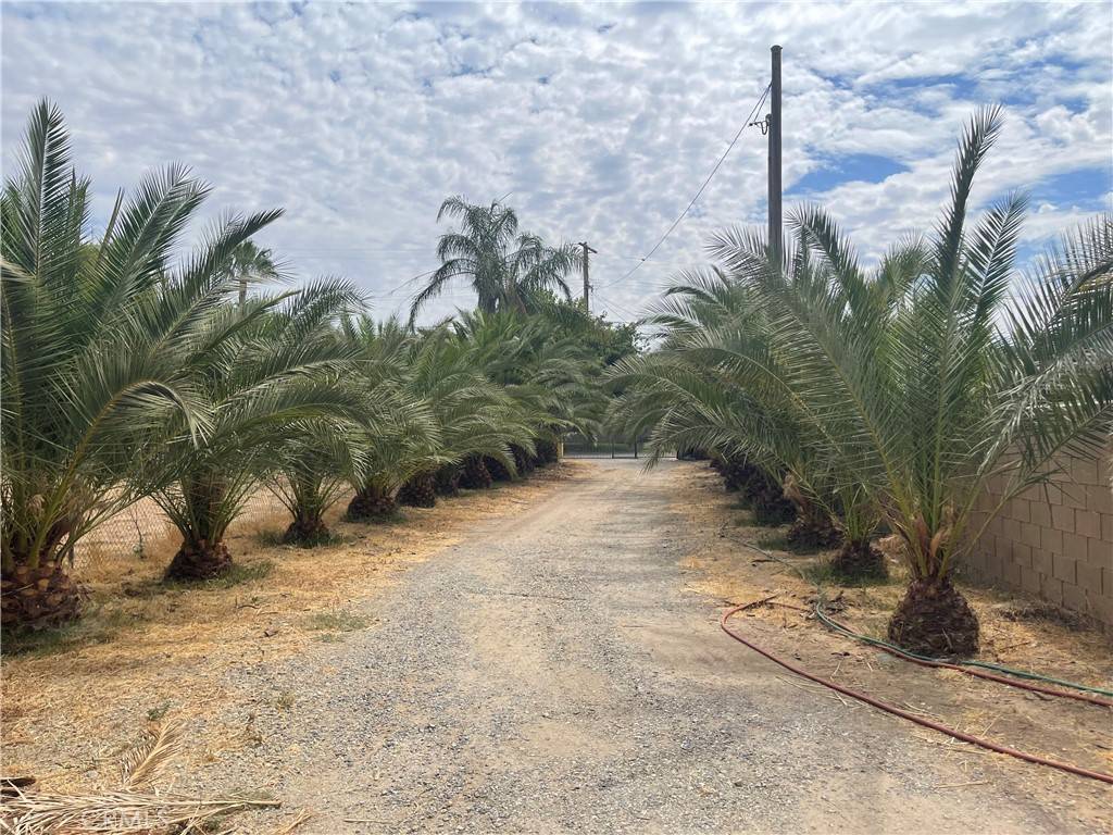 Jurupa Valley, CA 92509,3865 Fox Tail LN N