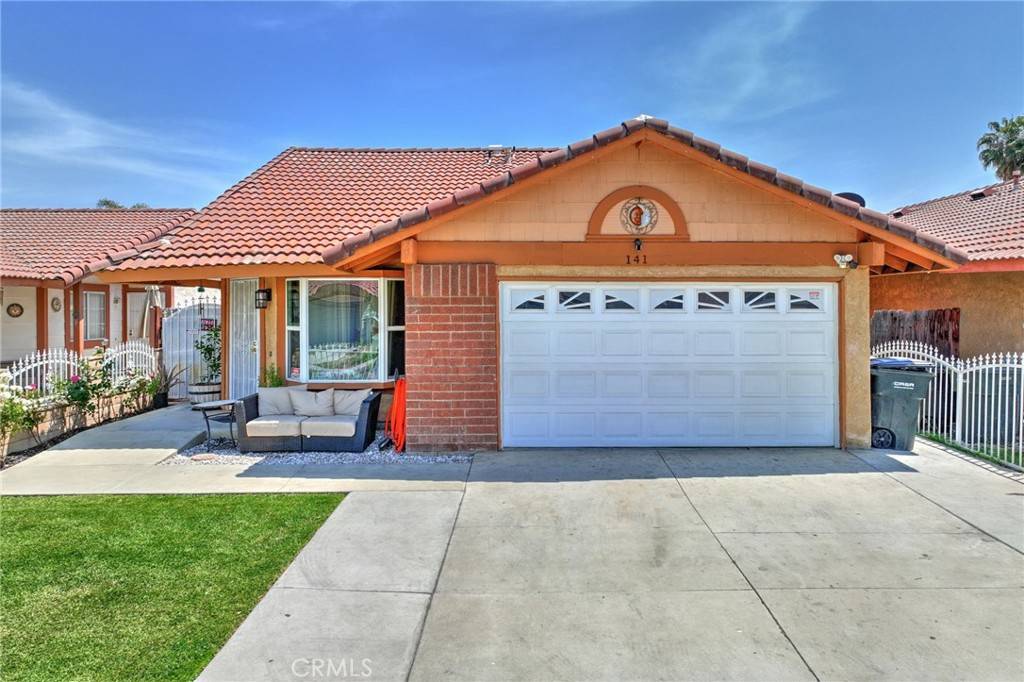 Perris, CA 92571,141 Oaktree DR