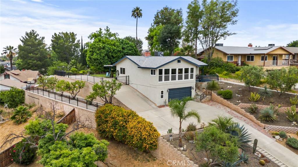 Riverside, CA 92501,3936 Park View