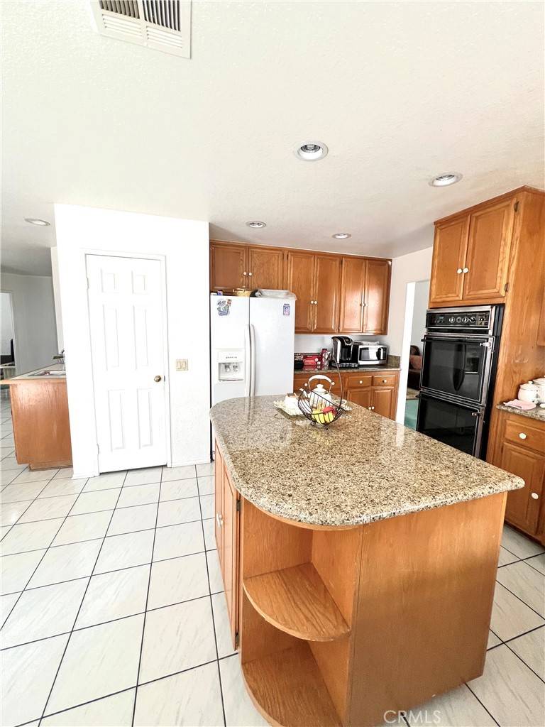 Chino, CA 91710,13185 Orange CT