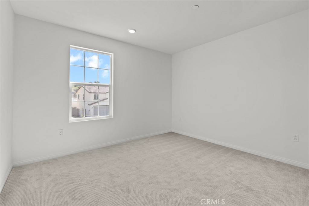 Lake Elsinore, CA 92530,873 Ancona LN
