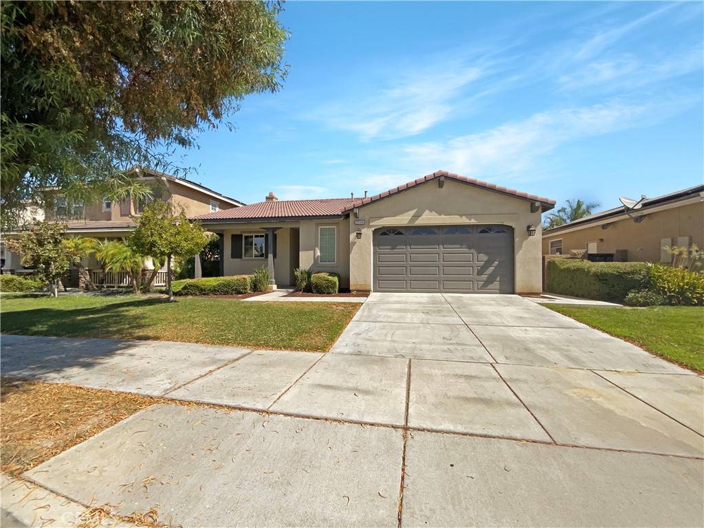 Menifee, CA 92585,29596 Barefoot CIR