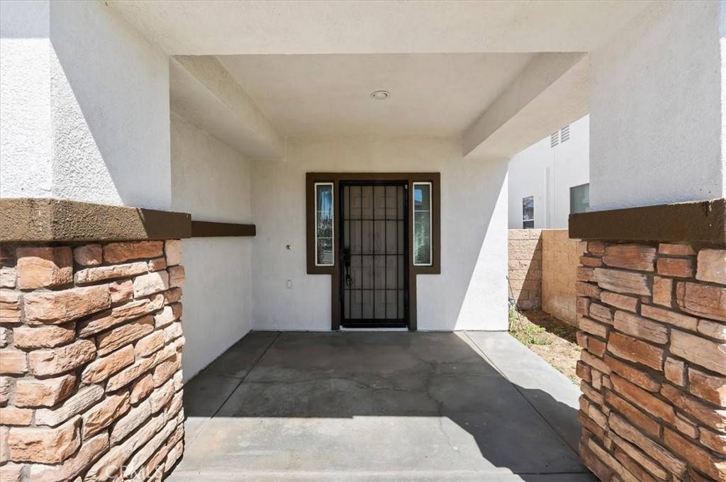 Menifee, CA 92584,30648 Adobe Ridge CT