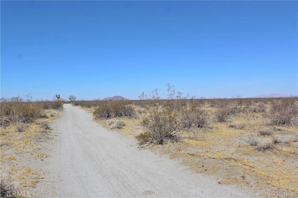 Phelan, CA 92371,0 Holly Street