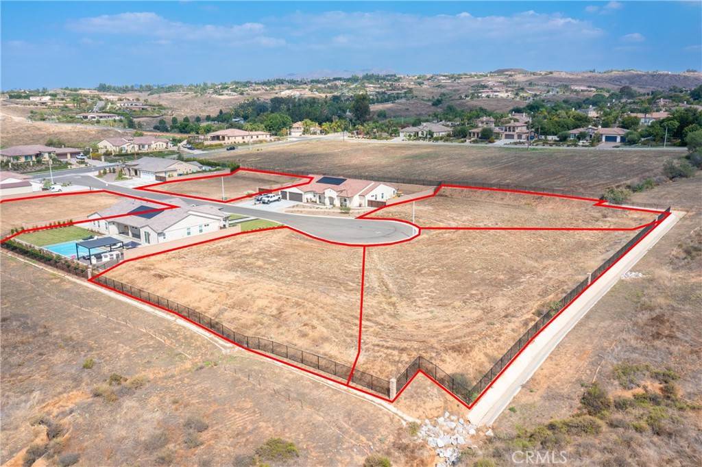 Riverside, CA 92506,7955 Featherstone CT