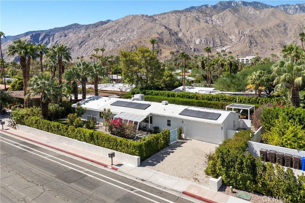 Palm Springs, CA 92262,1185 N Avenida Caballeros