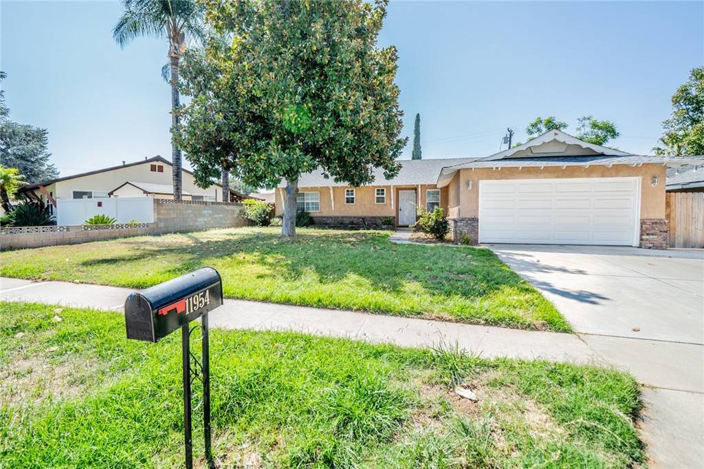 Grand Terrace, CA 92313,11954 Pascal AVE