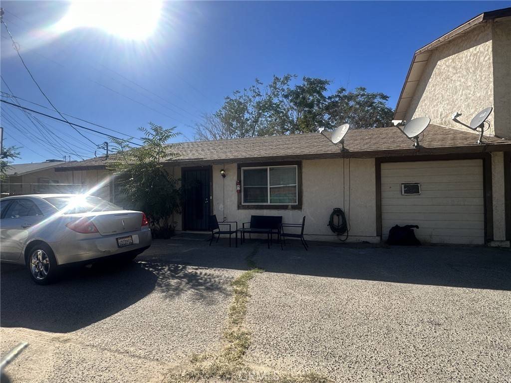 Hesperia, CA 92345,16195 Spruce ST