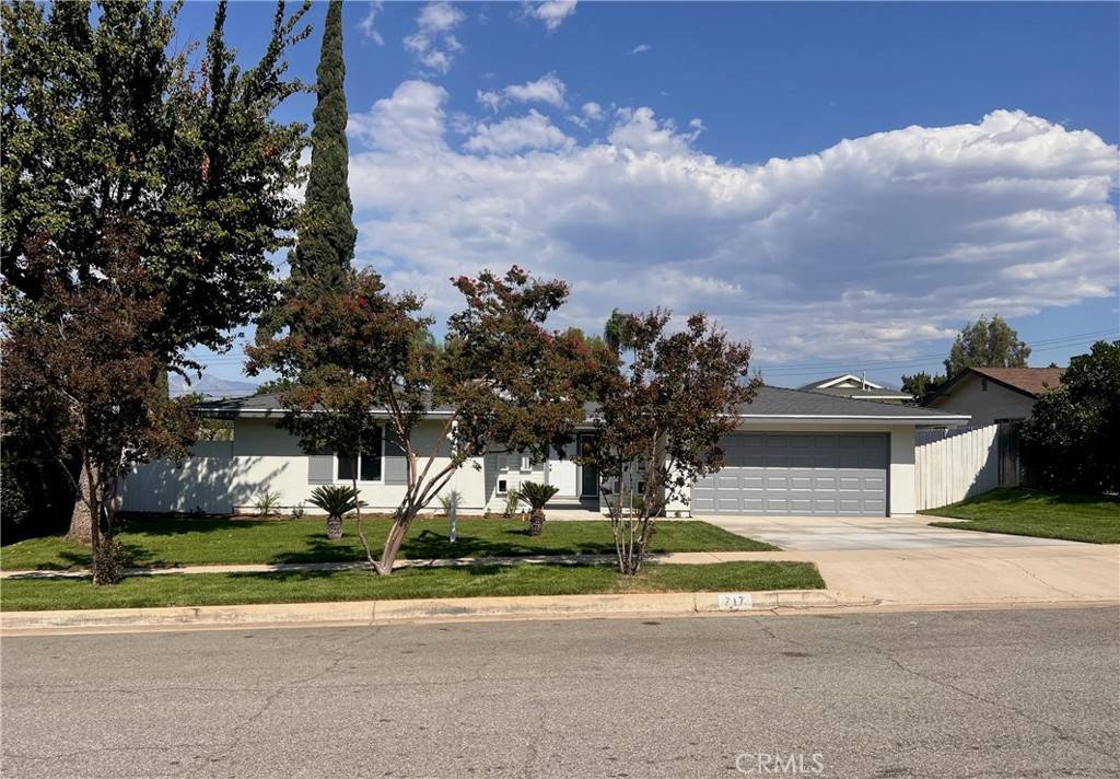 Redlands, CA 92373,717 Greenwood CT