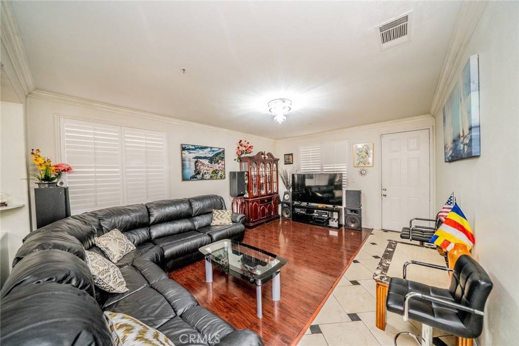 Fontana, CA 92336,7419 Lawrence PL