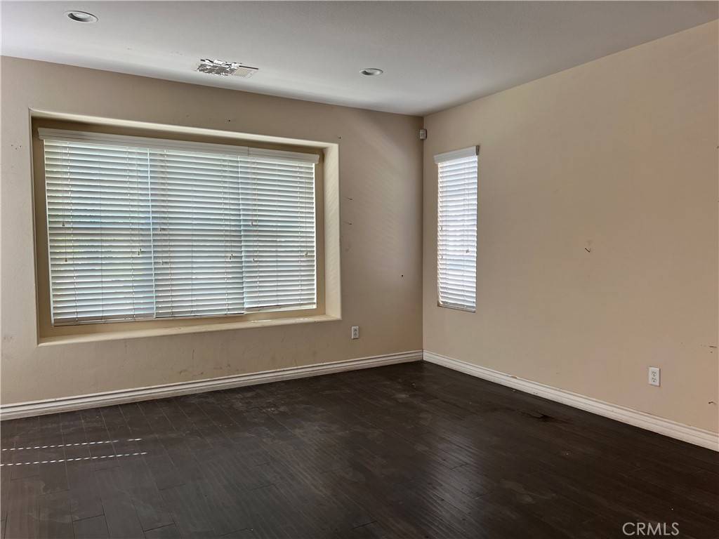 Corona, CA 92883,11472 Magnolia ST