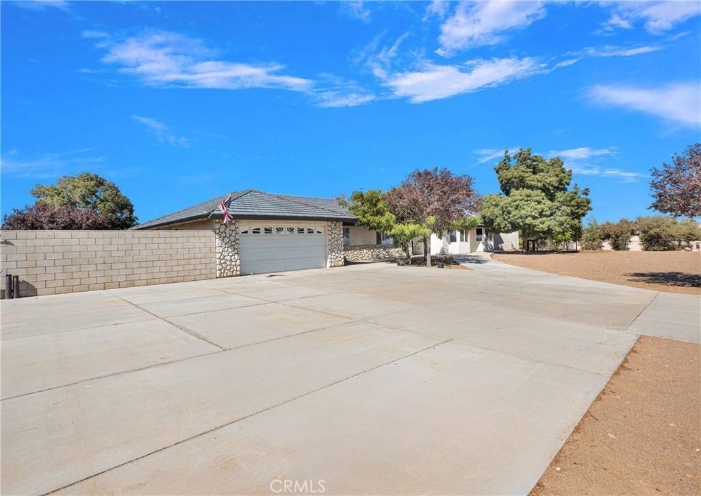 Phelan, CA 92371,8424 Cedar CT