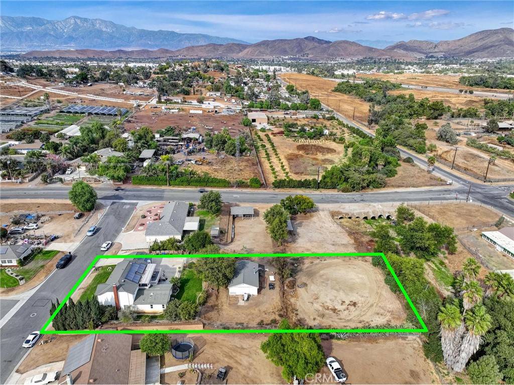 Jurupa Valley, CA 92509,5620 CLIFF VALLEY CIR