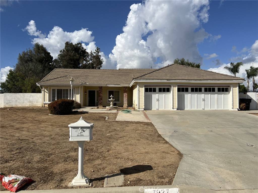 Riverside, CA 92506,7927 Woodland DR