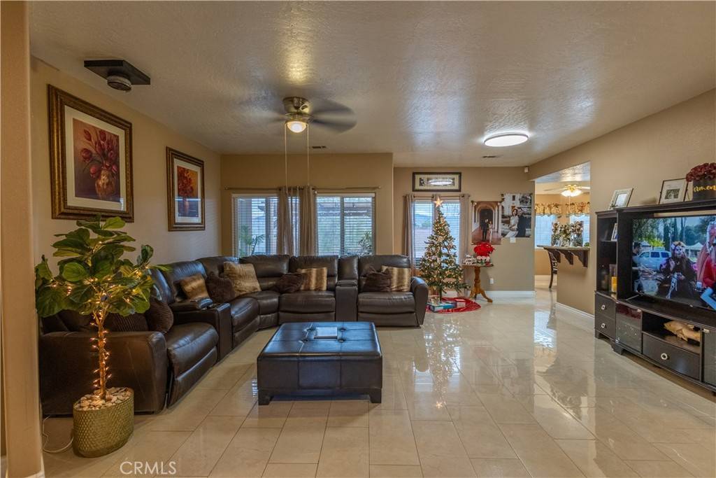Hesperia, CA 92345,18539 Yuba ST