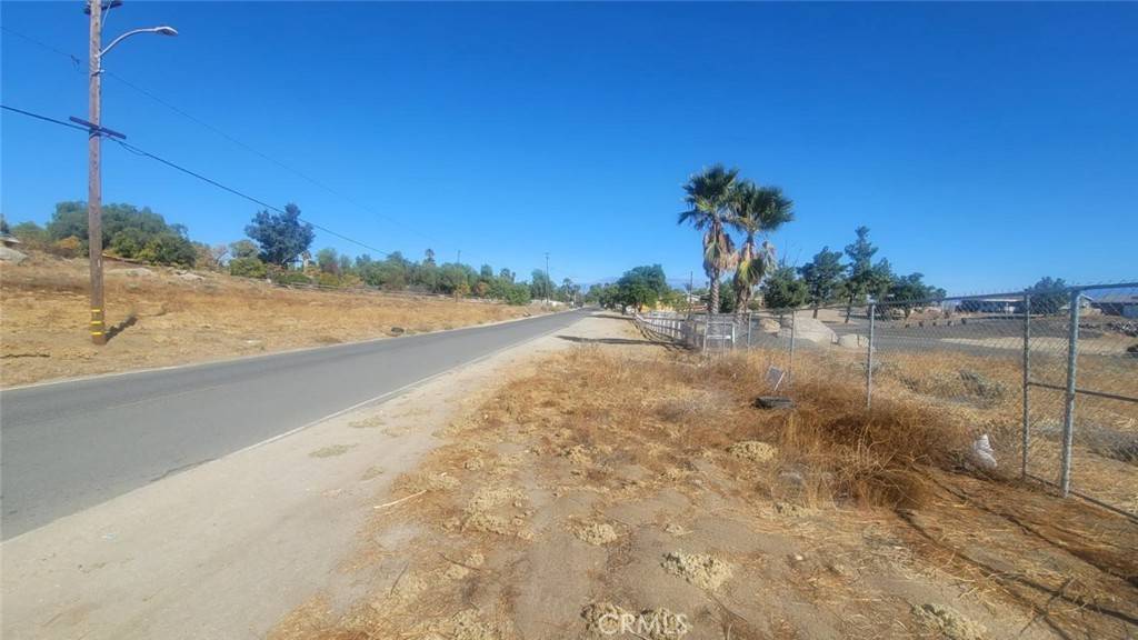 Perris, CA 92570,23682 Clayton ST