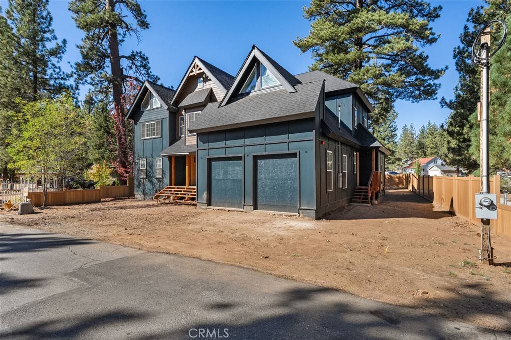 Big Bear Lake, CA 92315,248 Oriole DR