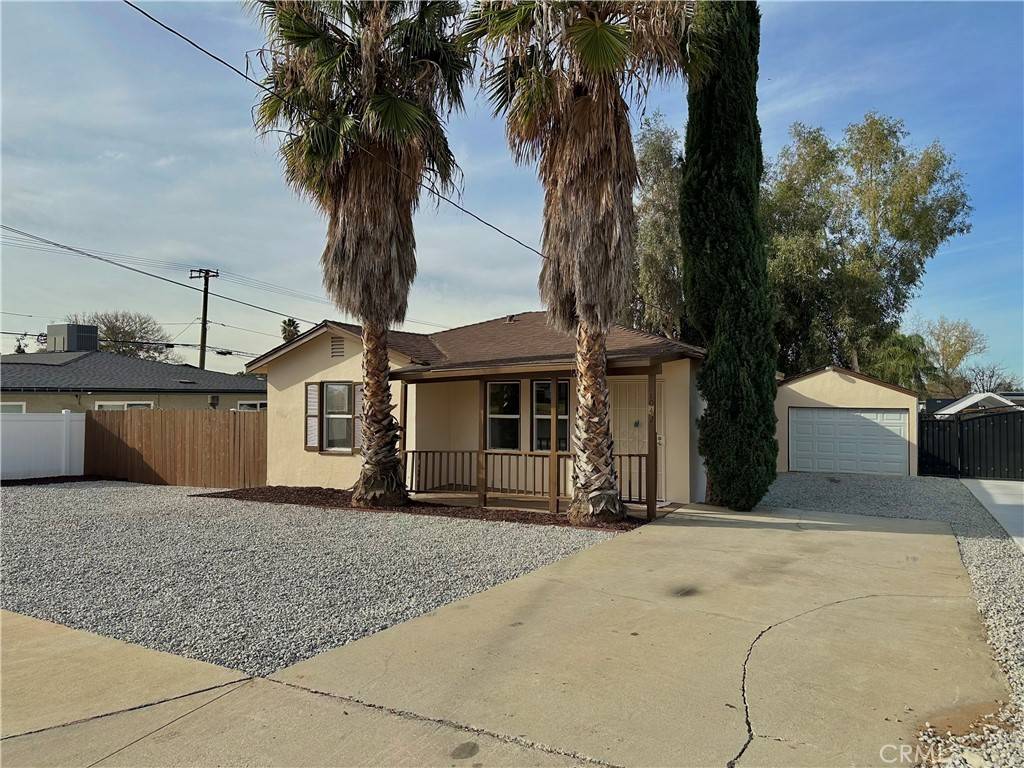 Calimesa, CA 92320,1042 California ST