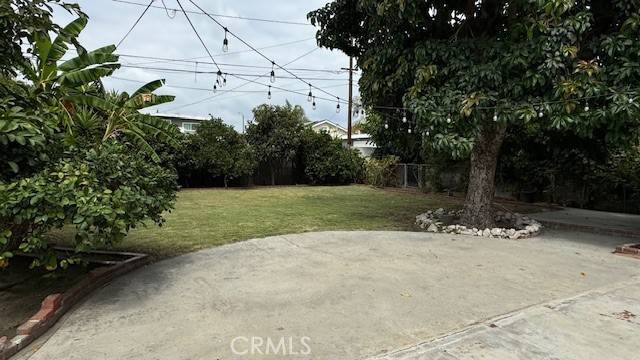 Long Beach, CA 90805,2845 E Thompson ST