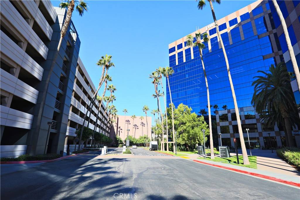 Irvine, CA 92614,2020 Main ST #750